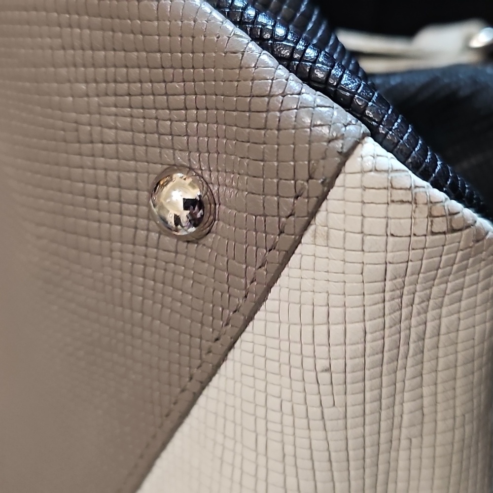 Longchamp Weekend Bag - Picture 14 of 16